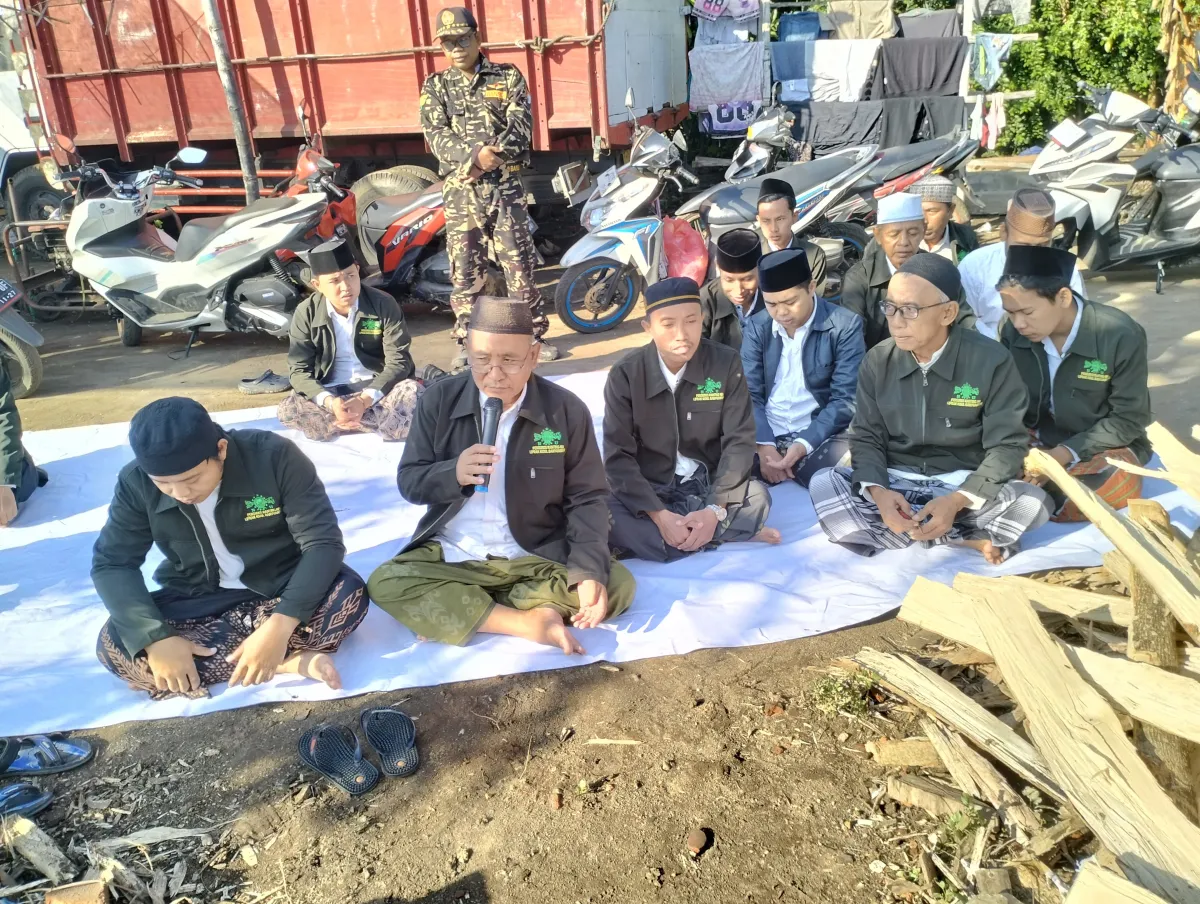 Mengetuk Pintu Langit di Pusara Sesepuh: Ikhtiar Ranting NU Liprak Kidul Rawat Manhaj Dakwah Walisongo